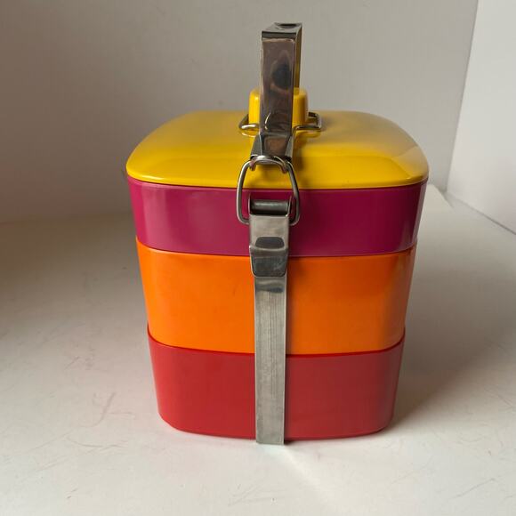 Vintage Gold Fish Brand Mid-Century Modern Melamine Stacking Lunchbox Snack Tote - Picture 3 of 12